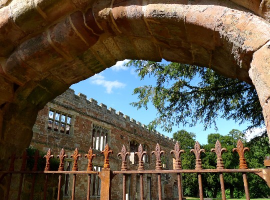 Astley castle