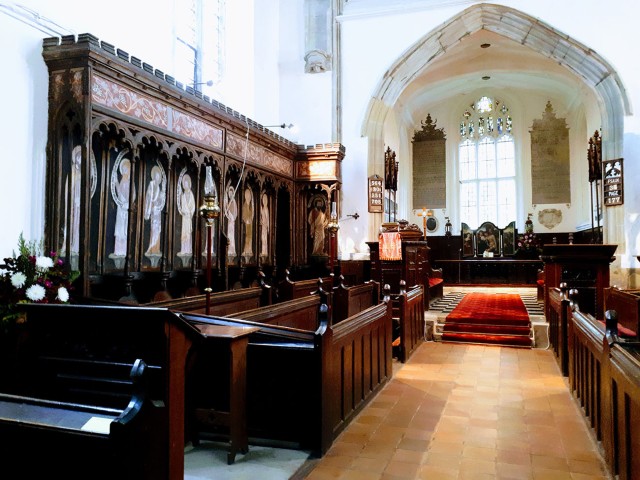 Astley church interior